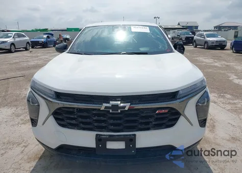 2025 Chevrolet Trax Fwd 1Rs z USA, uszkodzony, nr VIN KL77LGEP4SC273736